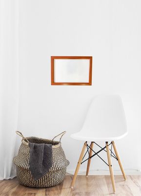 Bilderrahmen, Holzfurnier mit Zierlinie. Passend für Bildgröße bis 27,1 x 40,1 cm