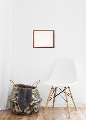 Bilderrahmen, Holzfurnier mit intarsierter Ornamentlinie. Passend für Bildgröße bis 26,8 x 32,8 cm