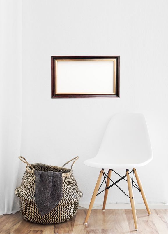 Handgefertigter Bilderrahmen, teilvergoldet. Passend für Bildgröße bis 33 x 53 cm Handgefertigter Bilderrahmen, teilvergoldet. Passend für Bildgröße bis 33 x 53 cm