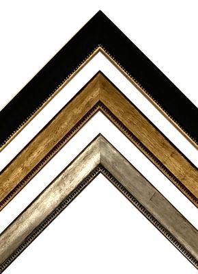 Classic wooden frame, pearl cord decorated, strip 25 mm wide, three decors to choose from. Tailored to measure. Classic wooden frame, pearl cord decorated, strip 25 mm wide, three decors to choose from. Tailored to measure.