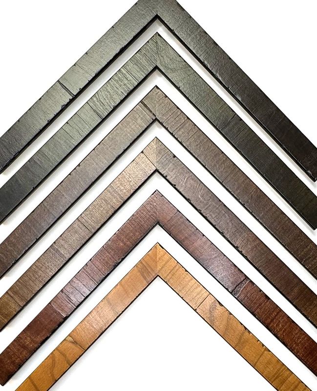 Picture frames, coarsely veneered with noble olive wood, for lovers of fine wood surfaces. Six shades to choose from. The strip is 20 mm wide. Tailored to measure. Picture frames, coarsely veneered with noble olive wood, for lovers of fine wood surfaces. Six shades to choose from. The strip is 20 mm wide. Tailored to measure.