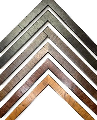 Picture frames, coarsely veneered with noble olive wood, for lovers of fine wood surfaces. Six shades to choose from. The strip is 20 mm wide. Tailored to measure.