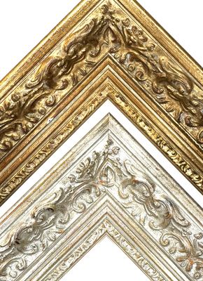 Classic picture frame with strongly decorated surface, 100 mm wide, two variants to choose from. Tailored to measure. Classic picture frame with strongly decorated surface, 100 mm wide, two variants to choose from. Tailored to measure.