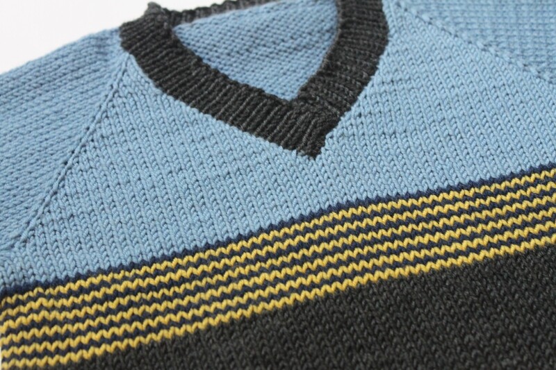 Boy's striped pullover sweater in merino wool size 2-3 years