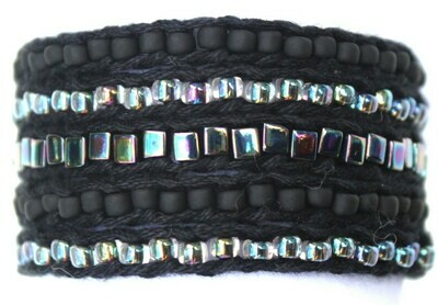 LuLi Bracelet Kit - Titanium (black with iridescent rainbow) LuLi Bracelet Kit - Titanium (black with iridescent rainbow)