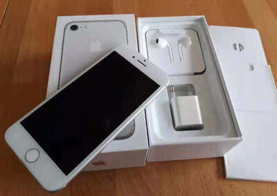 Apple iPhone 7