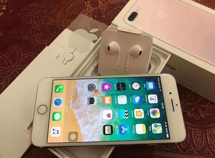 Apple iPhone 7 Plus +