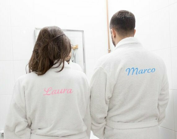 Albornoz para parejas Bordado