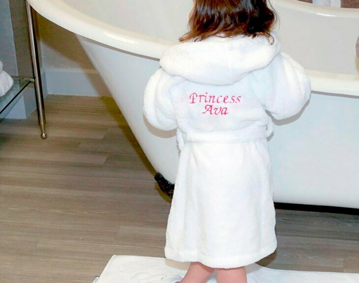 Albornoz infantil Blanco bordado