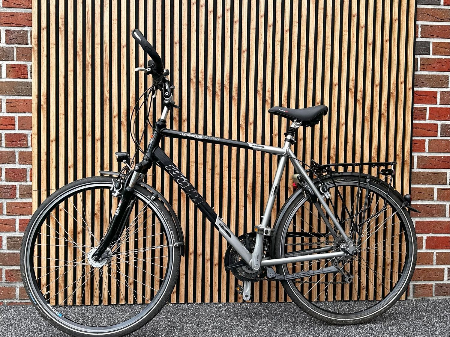 KTM Avento Plus 28 Zoll Herren Cityfahrrad 24-Gang Freilauf