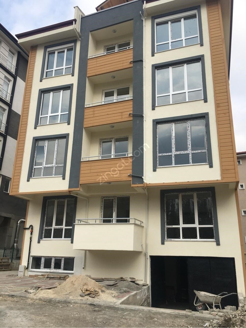 BOLU BOROZANLAR MH.SATILIK 2+1 DAİRELER