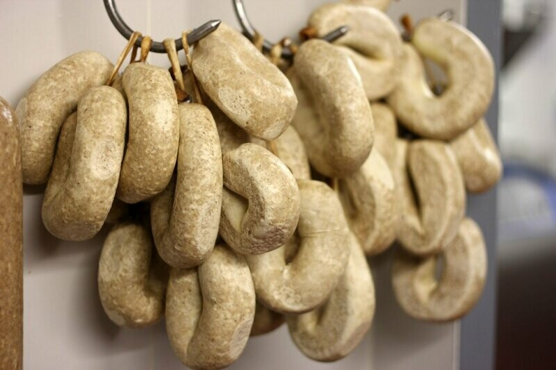 White Pudding Horse Shoe