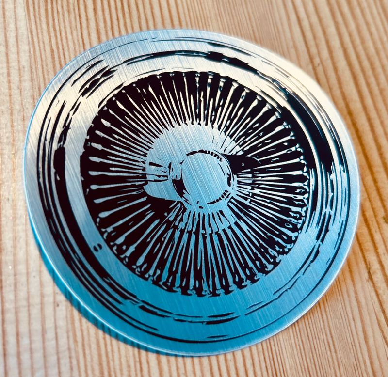 Lay&#39;N&#39;Play Wire Wheel Sticker