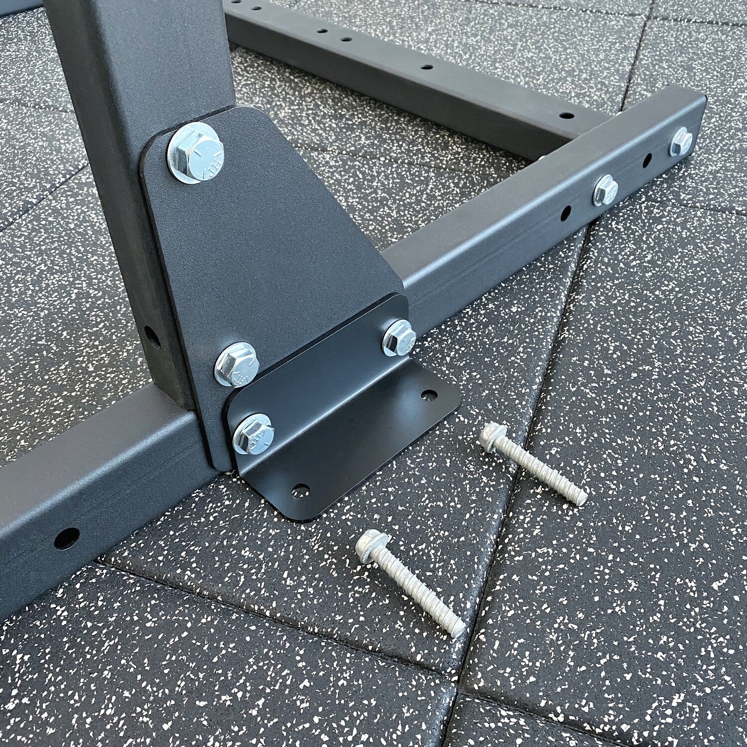 Gladiator Home Floor Mounting Kit