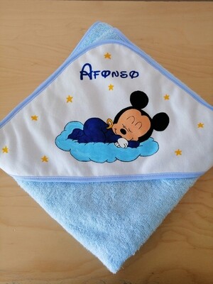 Toalha de banho mickey a dormir na nuvem