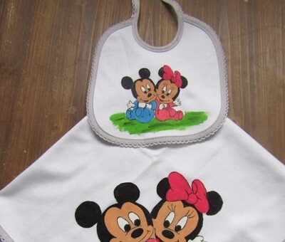 Babete mickey (O) Babete mickey (O)