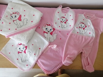 Conjunto  gata Marie