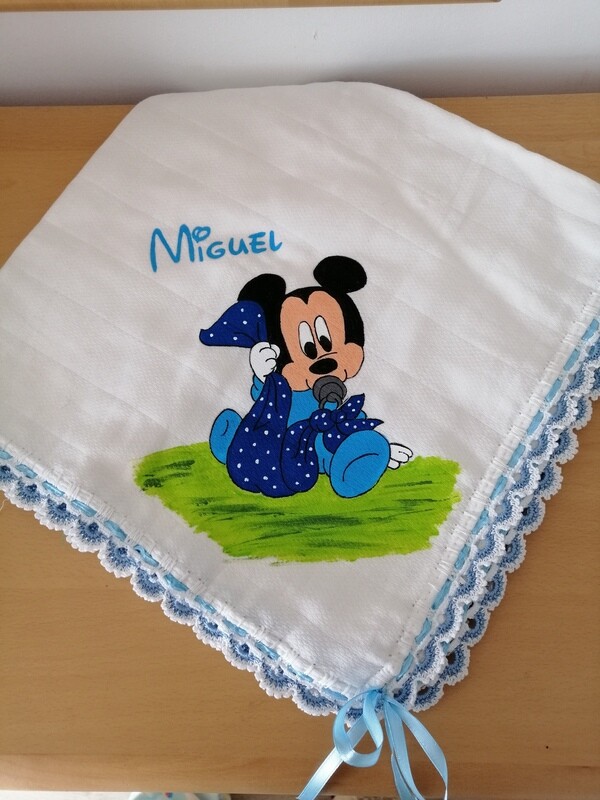 Fralda  mickey (E)com crochet à volta