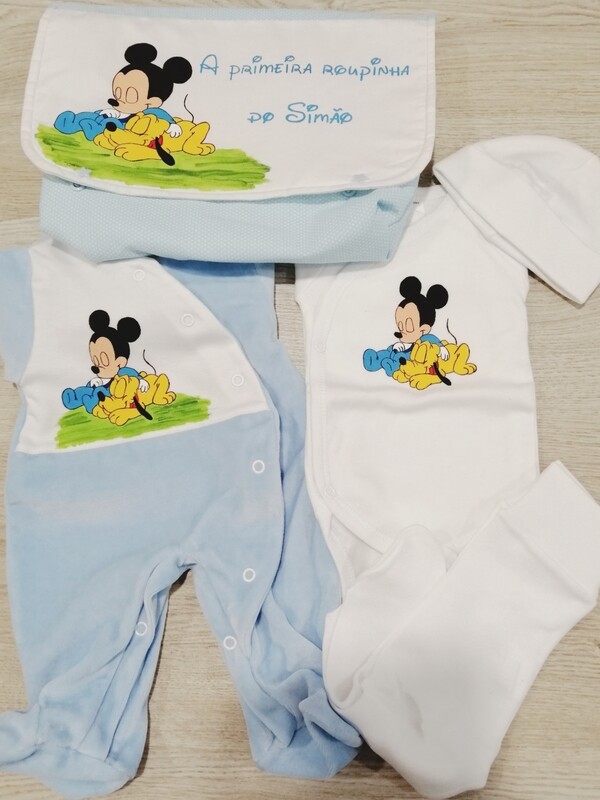 Conjunto primeira roupinha mickey