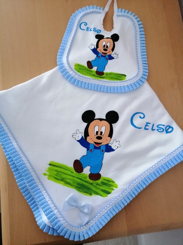 Fralda  mickey (L)com folho à volta