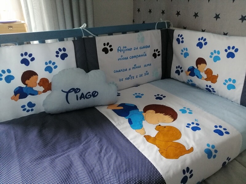 Edredon menino com cão