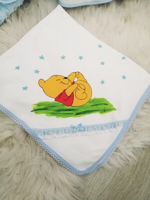 Fralda winnie the pooh (WP3) com renda no canto Fralda winnie the pooh (WP3) com renda no canto