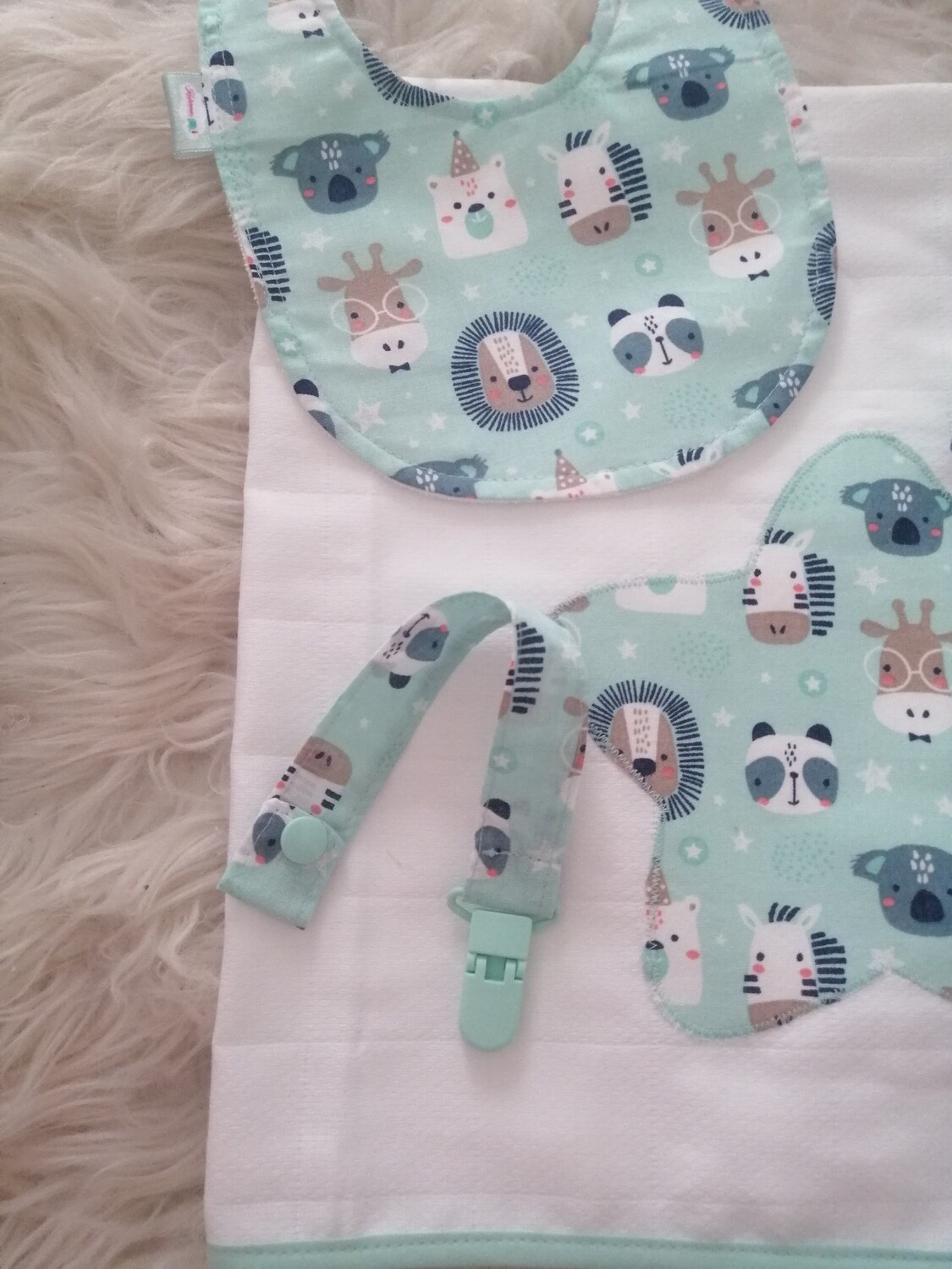 Prende xuxa animais em festa Prende xuxa animais em festa