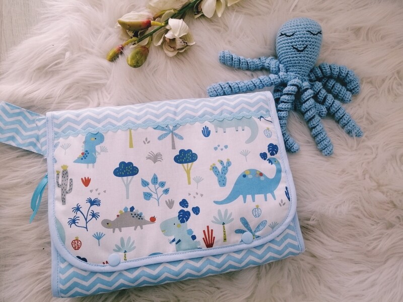 Bolsa porta tudo dinossauros e árvores