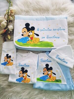 Conjunto primeira roupinha pintado á mão