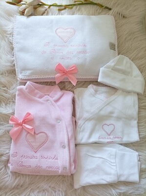 Conjunto primeira roupinha AMOR DAS NOSSAS VIDAS( veludo) 6 cores