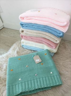 Mantinha bolinhas coloridas Mantinha bolinhas coloridas