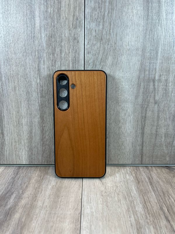 Galaxy S24/S25 Cherry Wood Case