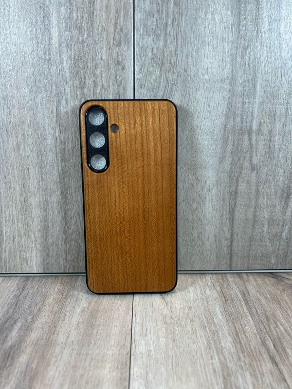 Galaxy S24 Plus/S25 Plus Cherry Wood Case