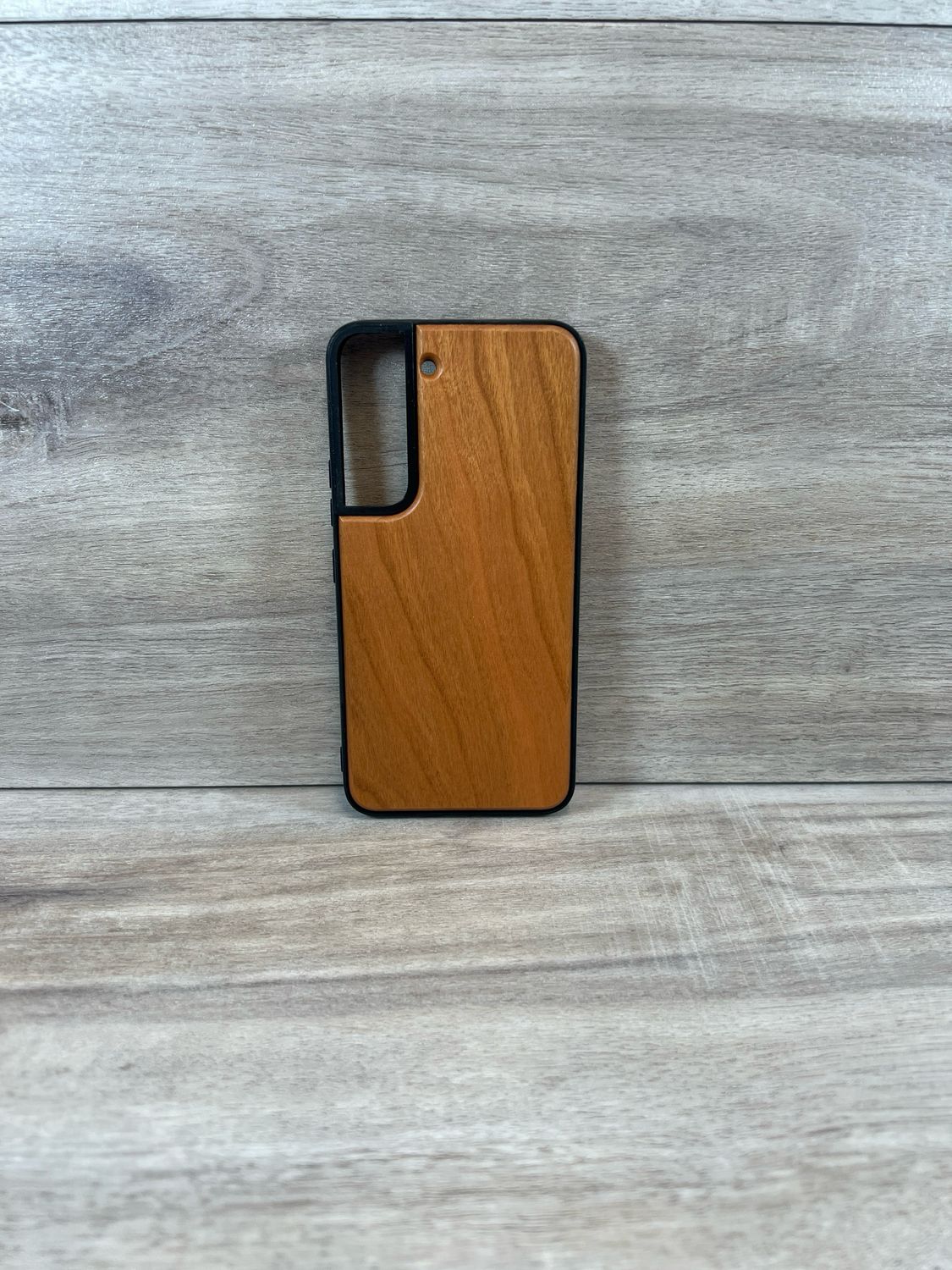 Galaxy S22 Cherry Wood Case OPEN CAMERA