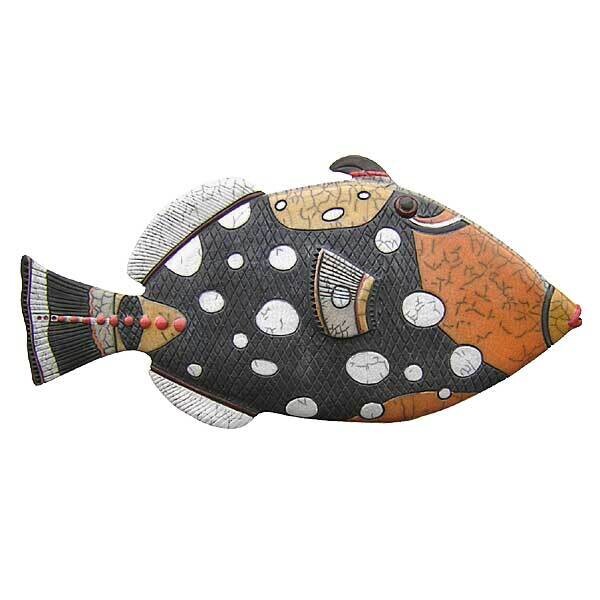 Trigger fish Y Glazed on stand