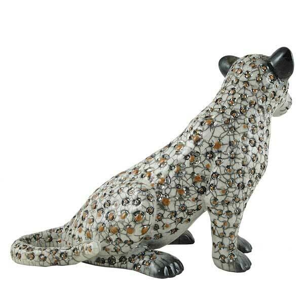 Leopard sitting