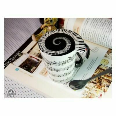 Mug And Lid (Horizontal Music Staves)
