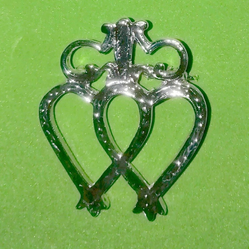 AP Floors Luckenbooth Brooch