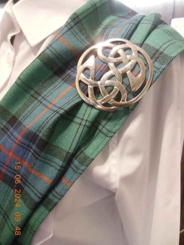 Tie Weight Scarf