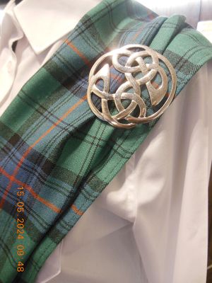 Tie Weight Scarf