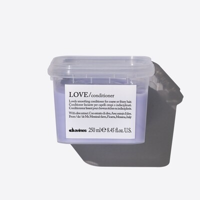 Davines Love Smoothing Acondicionador 250 ml | Cabello Rebelde