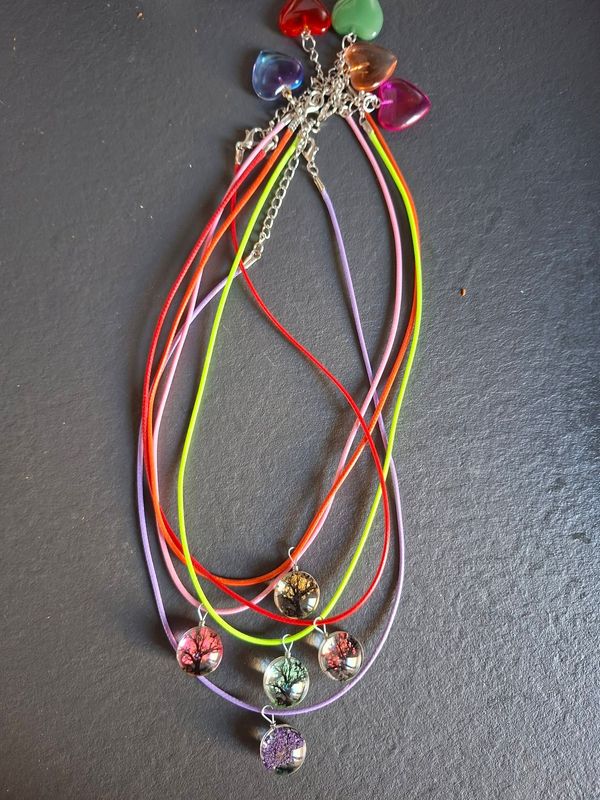 Collier arbre de vie RESINE Collier arbre de vie RESINE