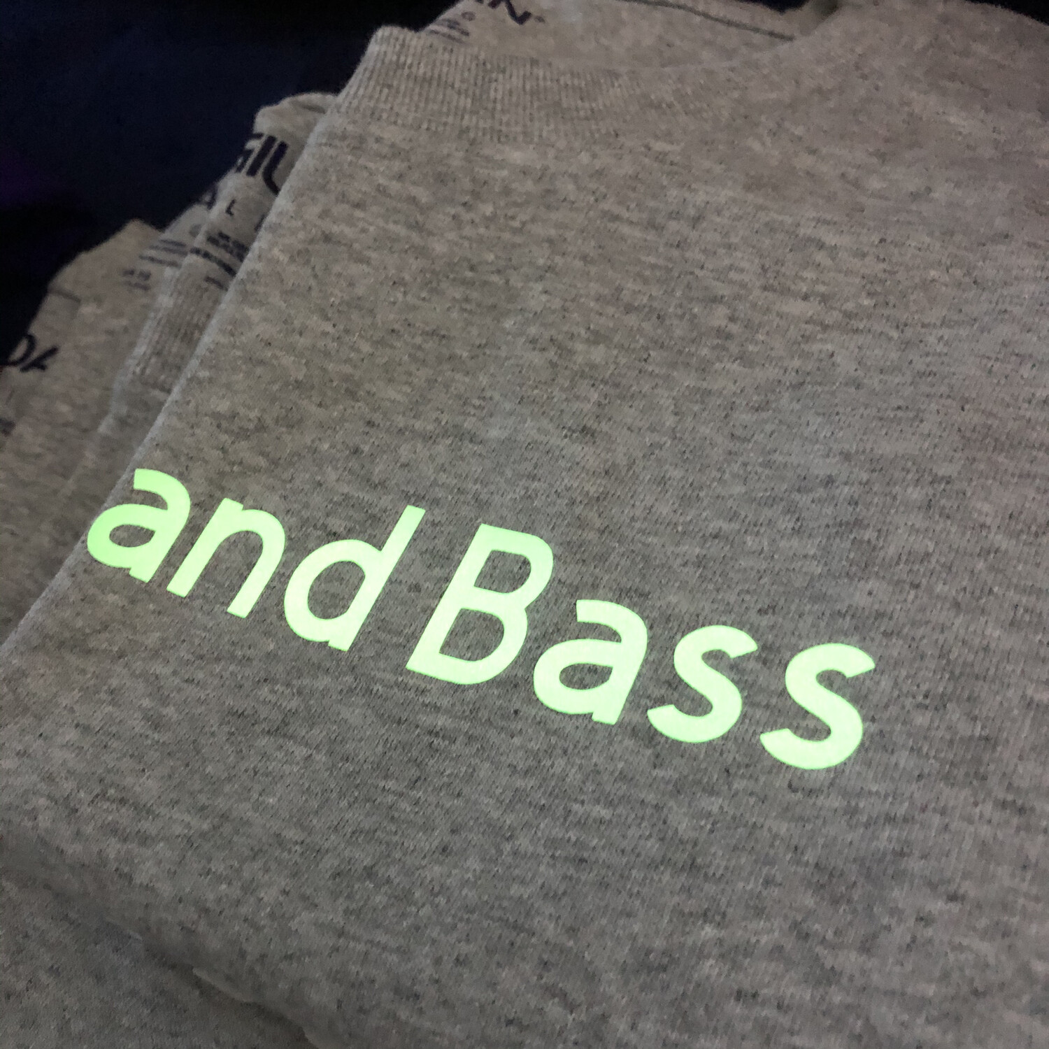 Peace And Bass Glow (Gray) Peace And Bass Glow (Gray)