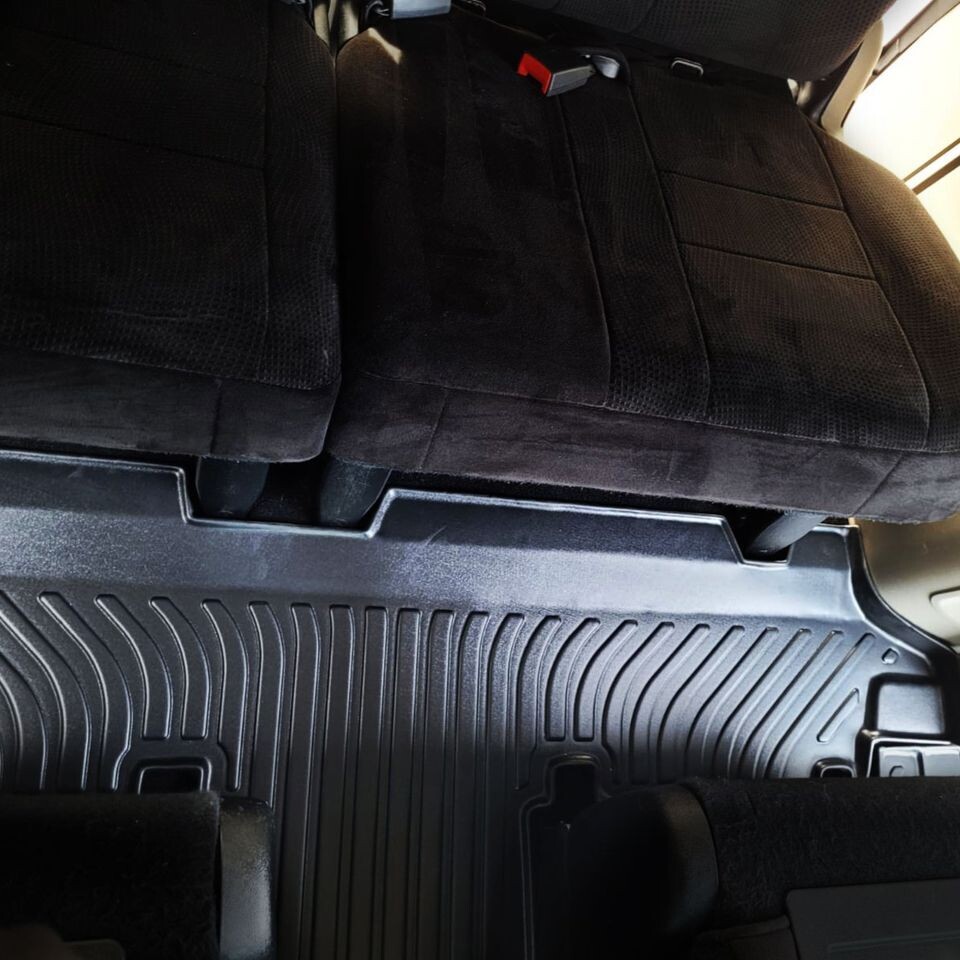 Complete set Custom Fit All-Weather Floor Mat 2011-2019 Dodge  Caravan  - Black