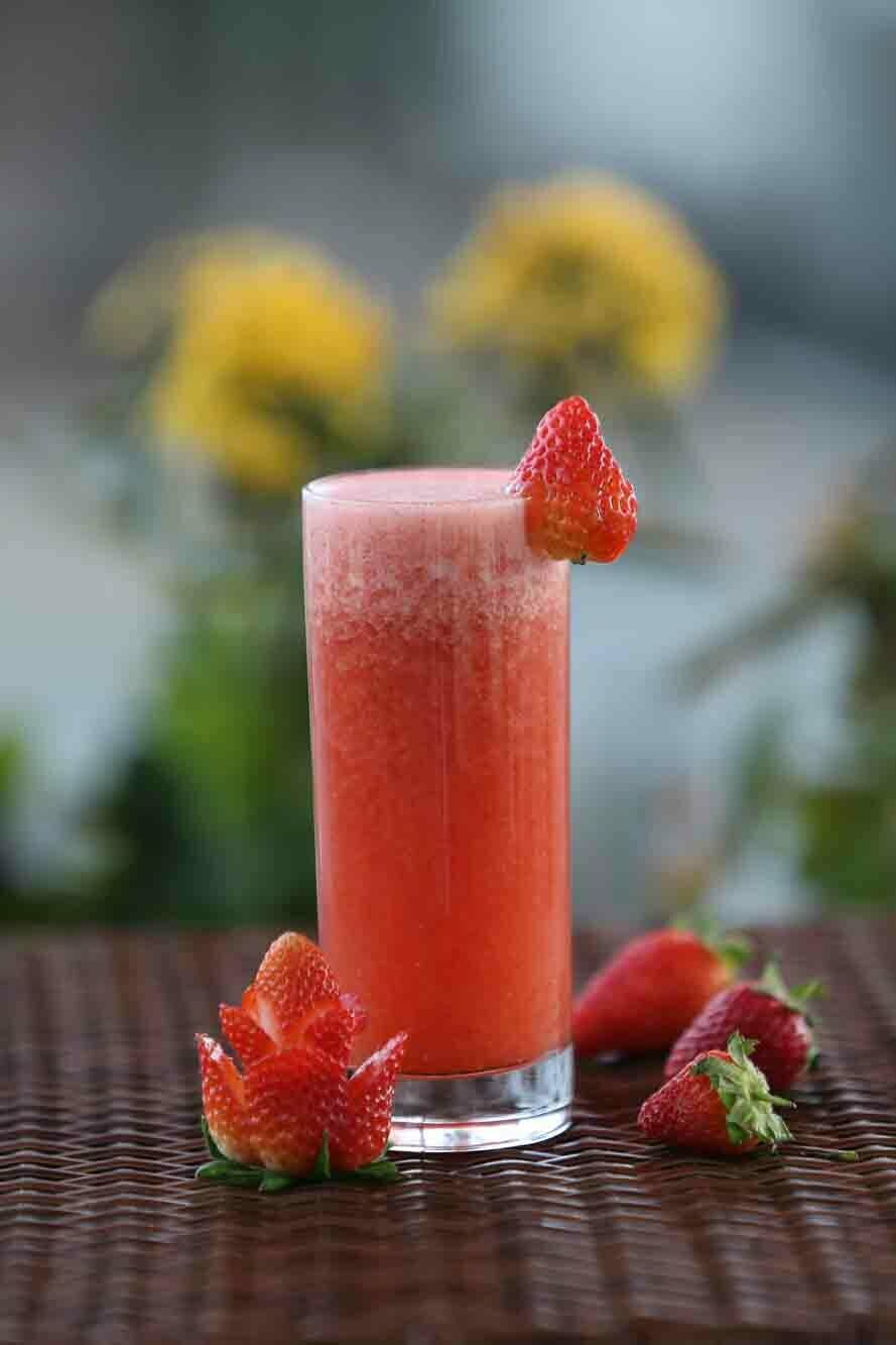 (NUOC DAU) Strawberry Juice