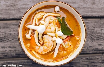 (Canh Tom Yum) Tomyum Soup Vietnamese Style