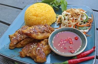 (COM GA HOI AN) Rice Plate With Grilled Chicke In Hoi An Style