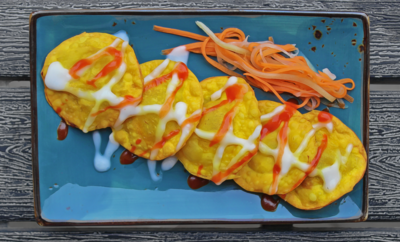 (HOANH THANH CHIEN GION) Crispy Ravioli With coconut Sauce