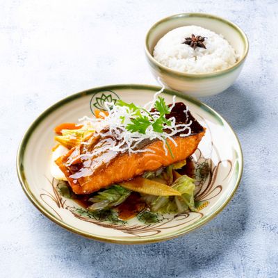 (CA HOI NUONG)  Rice Plate With Grilled Salmon