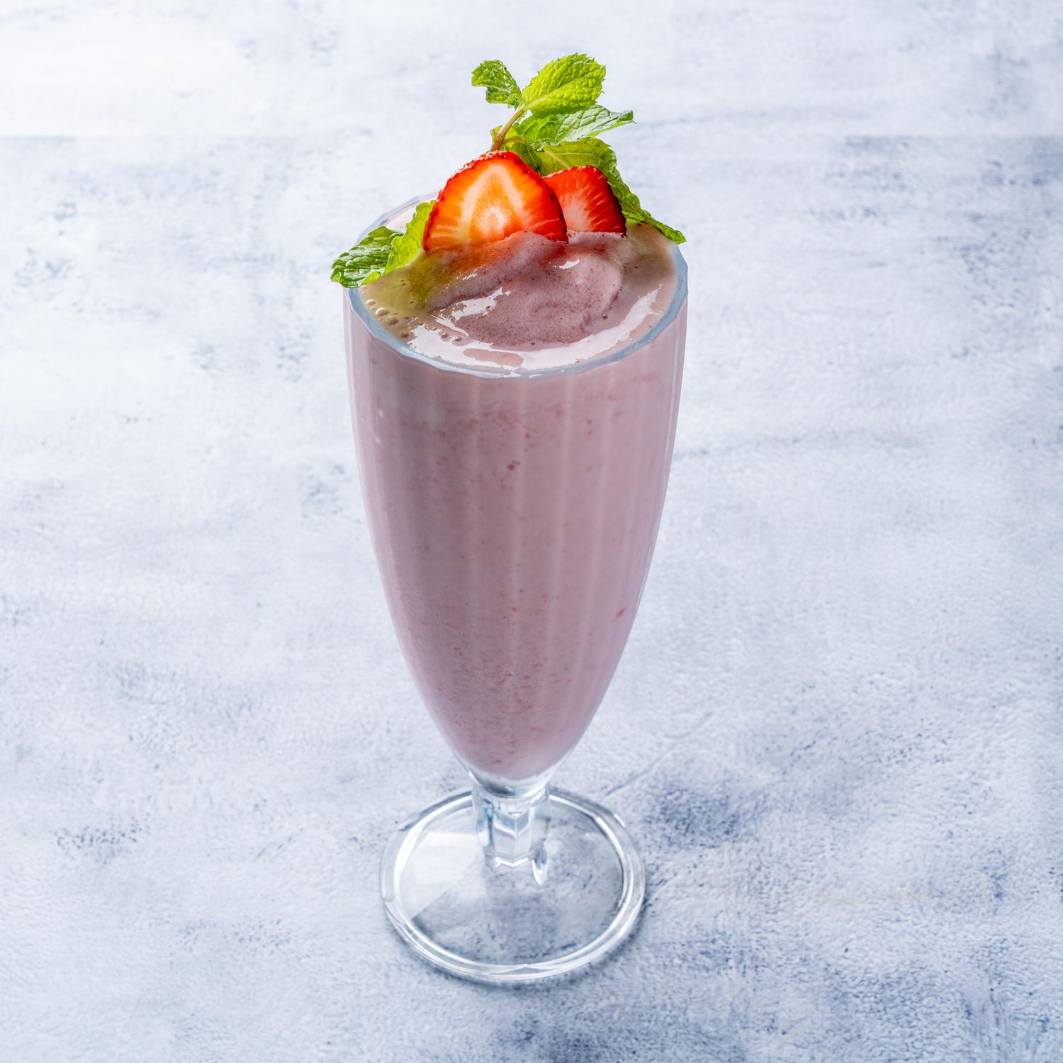 (SINH TO DAU) Strawberry Smoothie